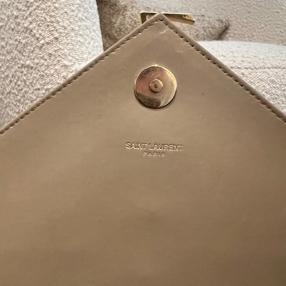 Saint Laurent Matelassee Large Monogram Bag - Picture 7 of 13